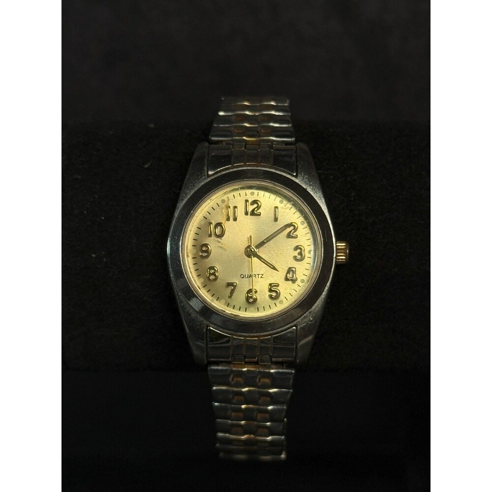 Quartz Gold Dial Bracelet Watch 2035 Movt Stainless Back New Battery